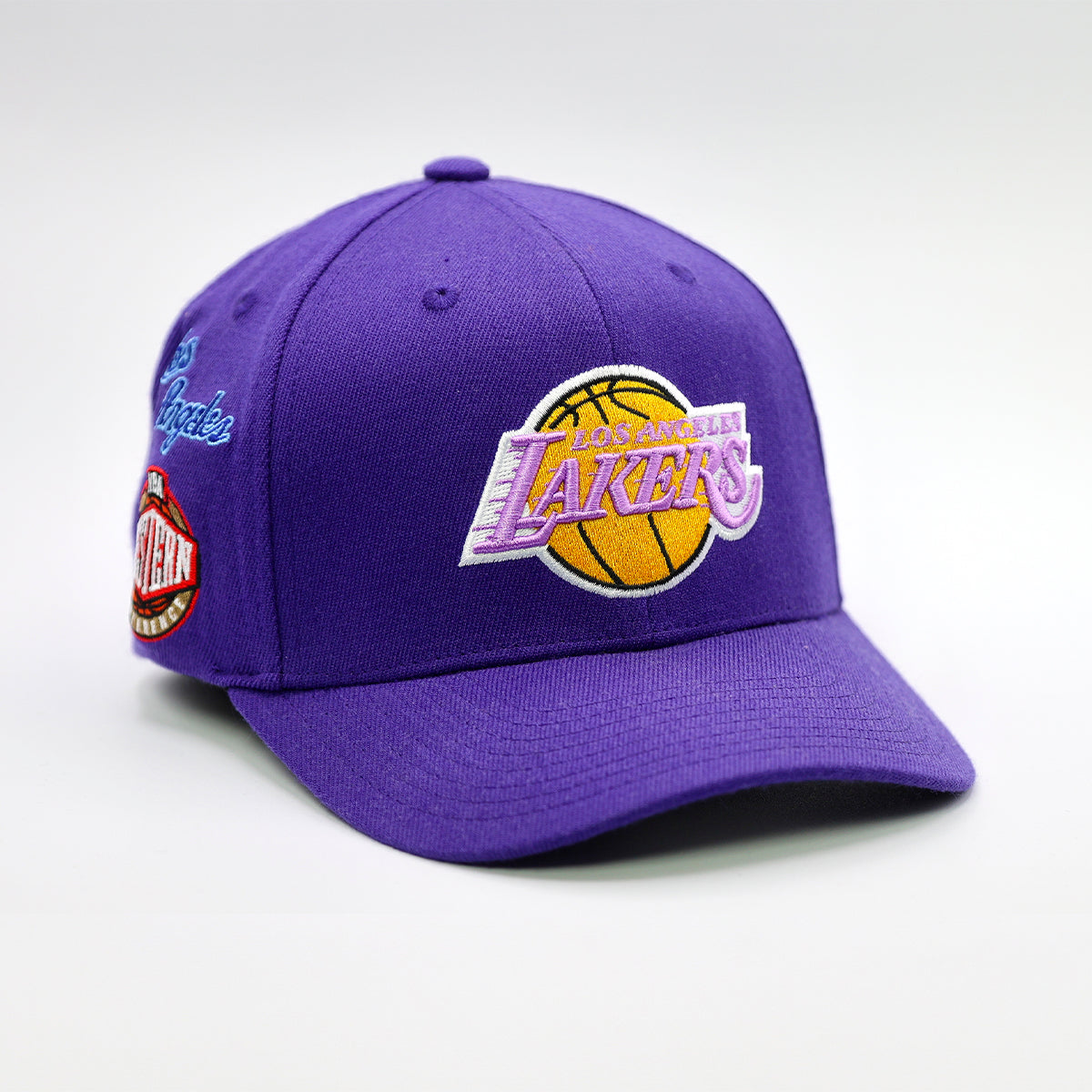 Cappello Mitchell & Ness - Los Angeles Lakers Purple con Patch Laterale